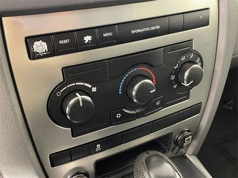 Used 2007 Jeep Grand Cherokee Laredo w/ Cargo Convenience Group image 8