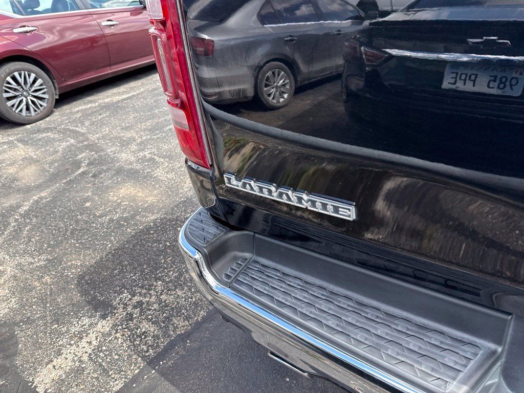 Used 2023 RAM 1500 Laramie AWD/4WD image 8