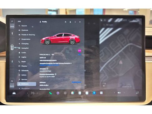 Used 2024 Tesla Model S image 28