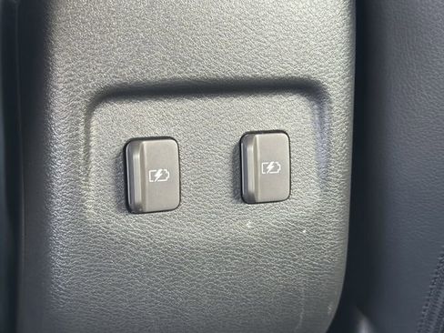 Certified 2024 Nissan Kicks SR w/ SR Premium Package image 20