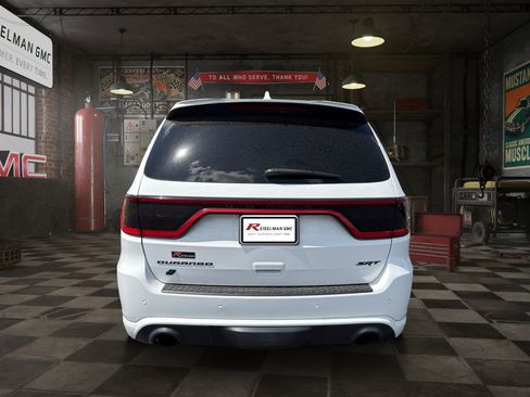 Used 2022 Dodge Durango SRT w/ Technology Group AWD/4WD image 4