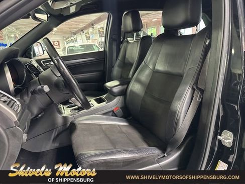 Used 2020 Jeep Grand Cherokee Laredo w/ Laredo X Package AWD/4WD image 15