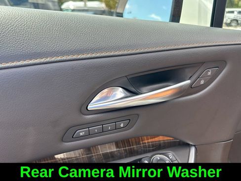 Used 2022 Cadillac XT4 Premium Luxury w/ Enhanced Visibility Package FWD image 38