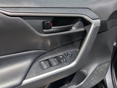 Used 2023 Toyota RAV4 LE FWD image 5