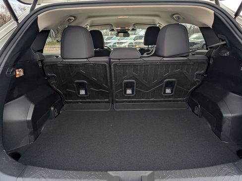 Used 2024 Subaru Crosstrek 2.0i AWD/4WD image 18