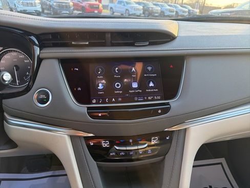 Used 2023 Cadillac XT5 Premium Luxury image 15