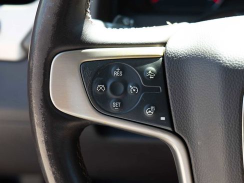 Used 2015 GMC Yukon Denali w/ Premium Package image 13