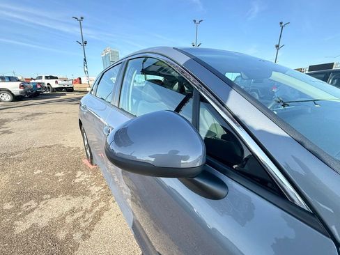 Used 2022 Kia K5 LX image 38