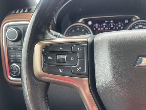 Used 2019 Chevrolet Silverado 1500 High Country image 29