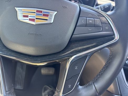 Used 2022 Cadillac XT5 Premium Luxury w/ Technology Package FWD image 30