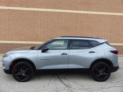 Used 2025 Chevrolet Blazer LT w/ Redline Edition image 4