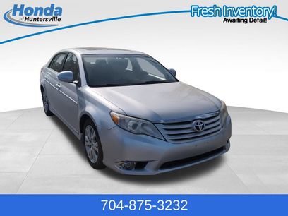 Used 2011 Toyota Avalon Limited