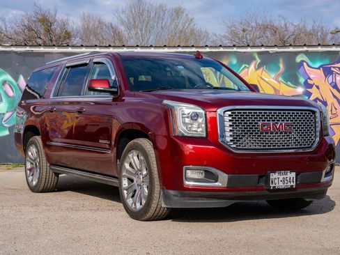 Used 2016 GMC Yukon XL Denali w/ Open Road Package image 2