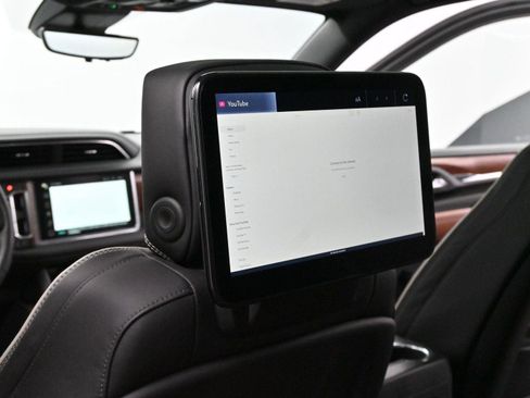 Used 2024 GMC Yukon Denali Ultimate image 33