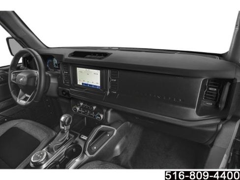 Used 2023 Ford Bronco Big Bend w/ Sasquatch Package AWD/4WD image 16
