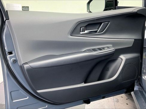 New 2026 Toyota Prius XLE image 12