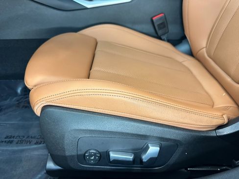Certified 2023 BMW 330i Sedan w/ Parking Assistance Package RWD image 14