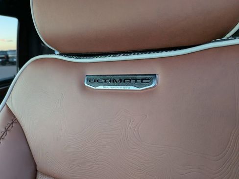 New 2026 GMC Sierra 3500 Denali Ultimate image 18