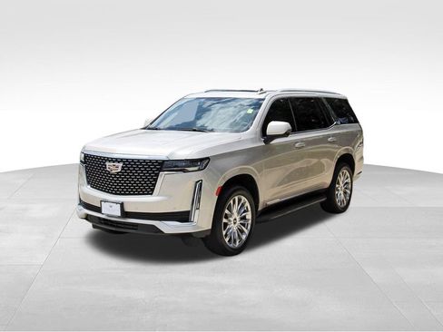 Used 2021 Cadillac Escalade Premium Luxury w/ LPO, Illumination Package RWD image 2