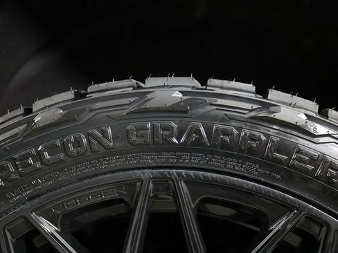 Used 2026 Cadillac Escalade Sport w/ LPO, ONYX Package image 59