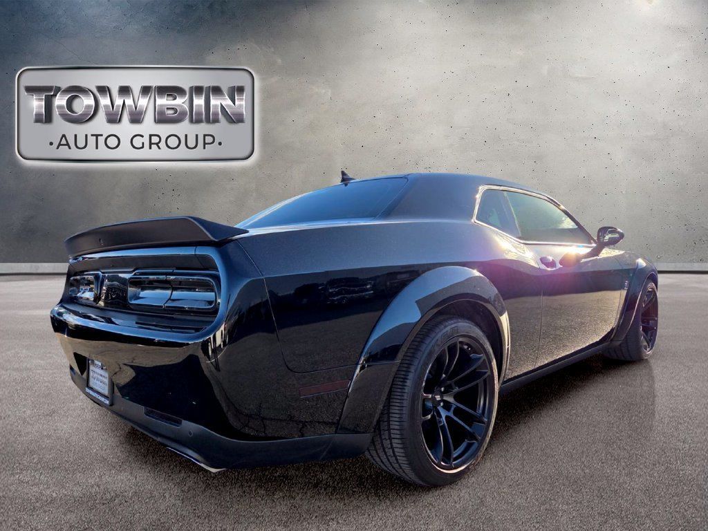 Used 2021 Dodge Challenger R/T Scat Pack RWD image 4