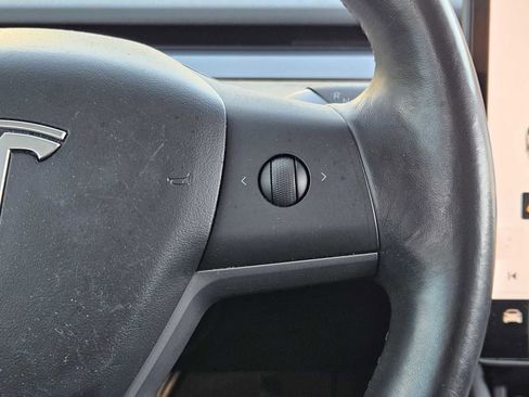 Used 2018 Tesla Model 3 Long Range image 26