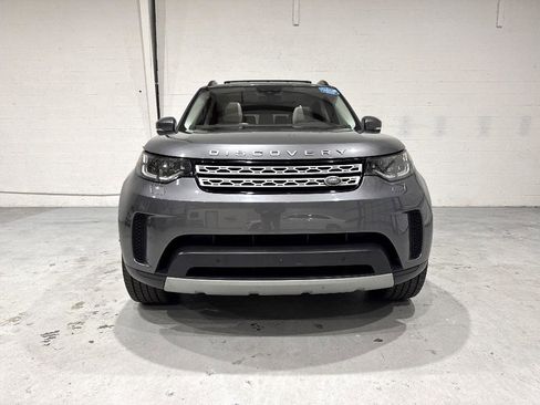 Used 2018 Land Rover Discovery HSE image 12