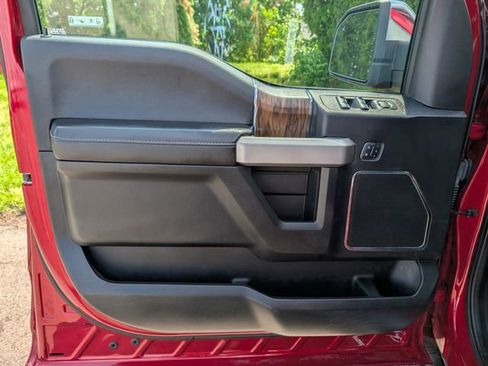 Used 2019 Ford F150 Lariat w/ Equipment Group 502A Luxury AWD/4WD image 35