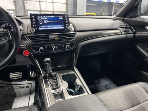 Used 2020 Honda Accord Sport image 21