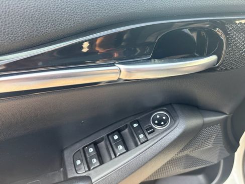 Used 2021 Kia Seltos S AWD/4WD image 12