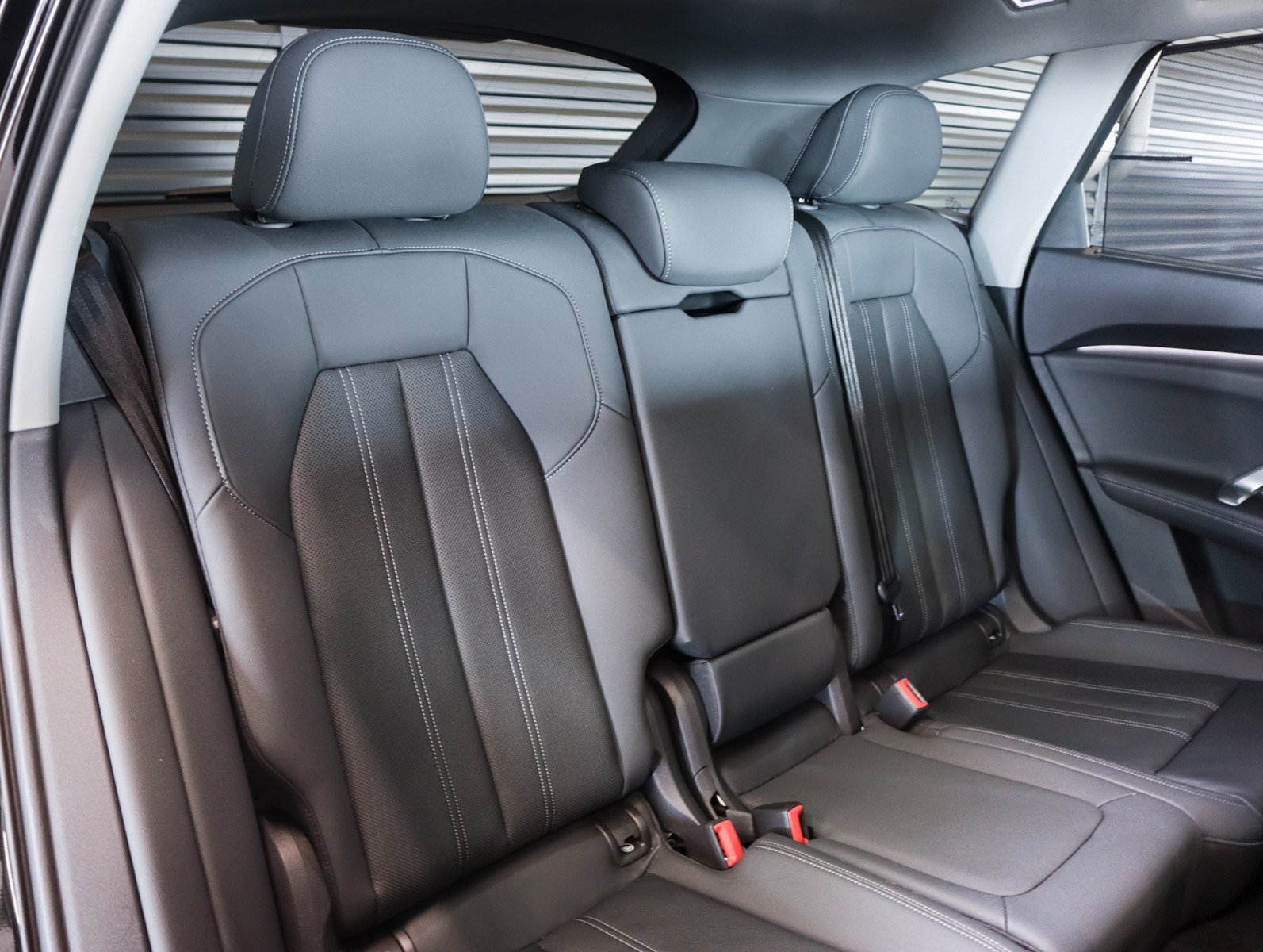 Used 2025 Audi Q5 Premium w/ Premium Plus AWD/4WD image 10