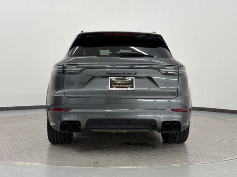 Used 2020 Porsche Cayenne Turbo S AWD/4WD image 10