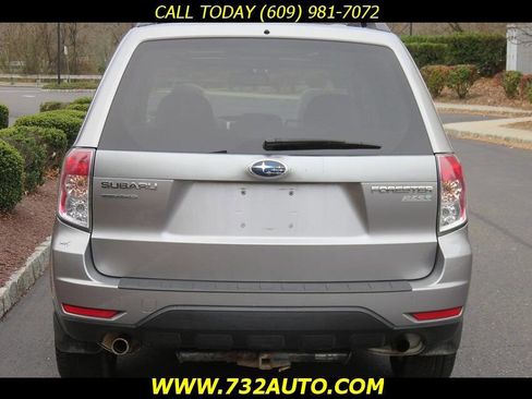 Used 2010 Subaru Forester 2.5X Premium image 8