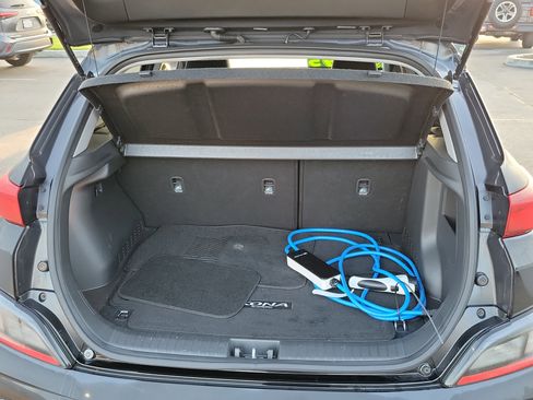 Certified 2023 Hyundai Kona SE image 18