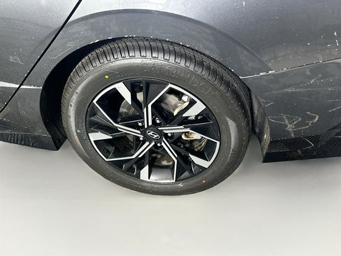 Used 2024 Hyundai Sonata SEL image 11