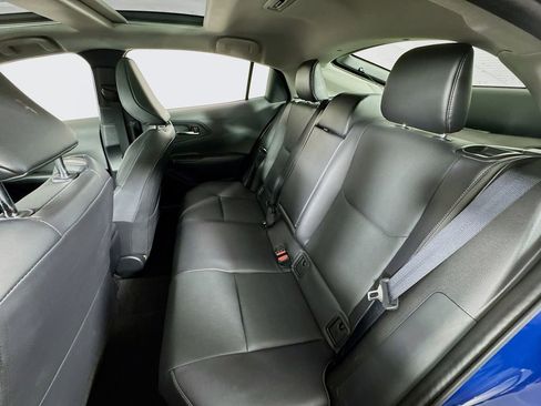 Used 2025 Toyota Prius XLE image 19