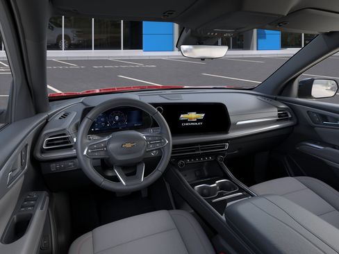 New 2026 Chevrolet Traverse LT w/ Driver Confidence Package FWD image 15