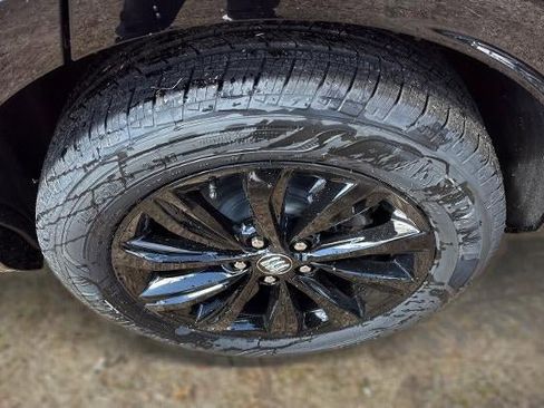 New 2026 Buick Envista Sport Touring image 9