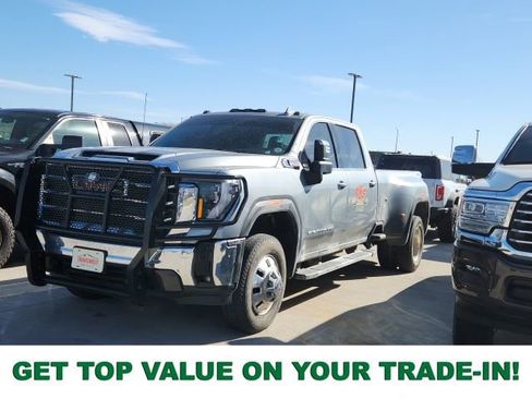 Used 2024 GMC Sierra 3500 SLT w/ SLT Convenience Package image 1