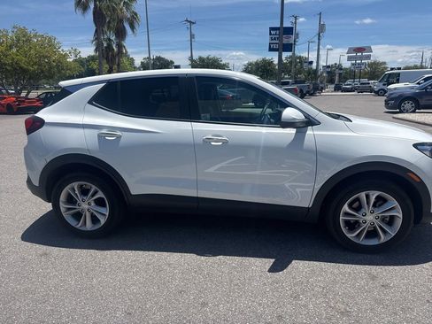 Used 2023 Buick Encore GX Preferred FWD image 4