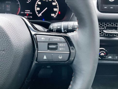 Used 2024 Honda HR-V Sport image 23
