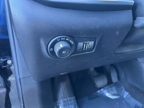 Certified 2022 Jeep Compass Latitude w/ Sun and Sound Group image 36