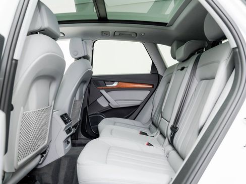 Used 2023 Audi Q5 2.0T Premium Plus image 22