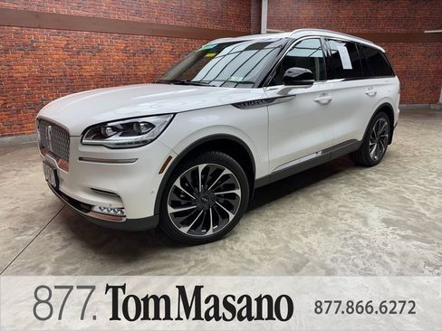 Used 2020 Lincoln Aviator Reserve w/ Equipment Group 201A image 1