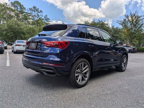 Used 2025 Audi Q3 2.0T Premium image 2