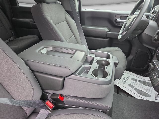 New 2026 Chevrolet Silverado 2500 Custom w/ Custom Value Package AWD/4WD image 31