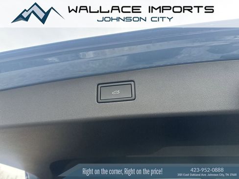 New 2026 Volkswagen Tiguan SE image 44