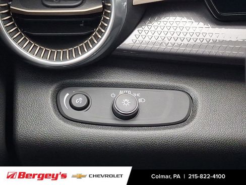 Used 2025 Chevrolet Trax ACTIV w/ Driver Confidence Package image 25