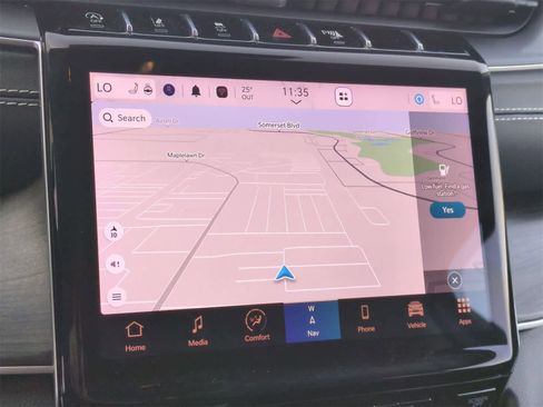 Certified 2023 Jeep Grand Cherokee Limited image 28