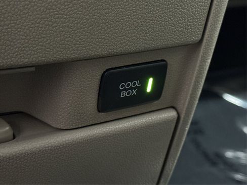 Used 2011 Honda Odyssey Touring image 30